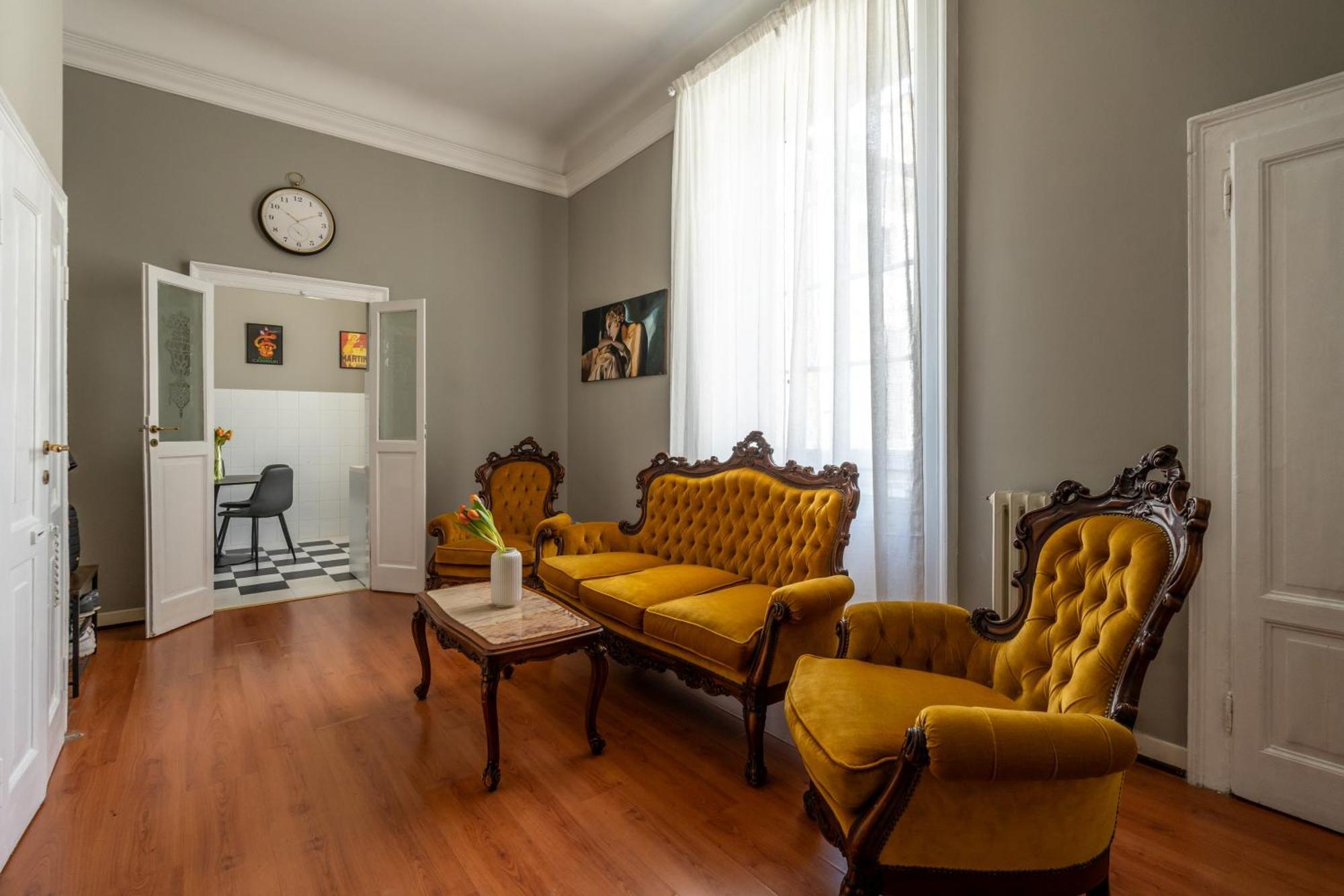 Apartment Nerino House, Elegante E Tranquillo A 5 Minuti Dal Duomo Mailand